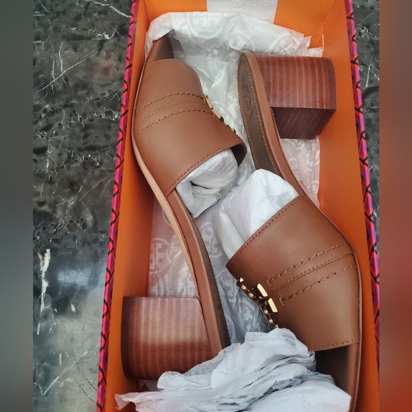 Beautiful Tory Burch Everly 55MM Slide Sandal Calf Leather NWT - Picture 2 of 6